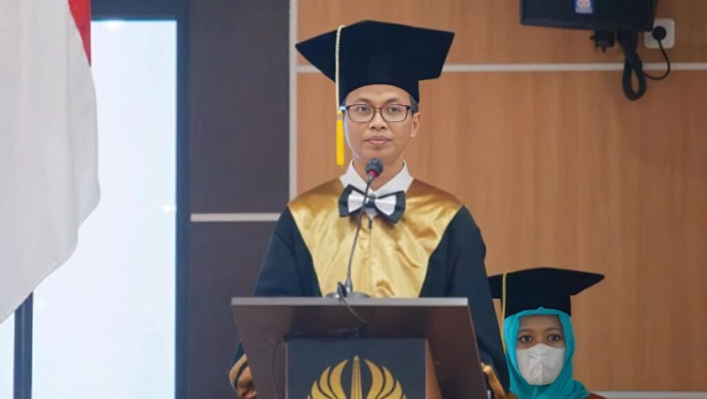 Kisah Inspiratif, Ilmuwan Unesa Ini Buktikan Talenta Indonesia Mendunia!