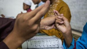 Tertarik Menulis Artikel Ilmiah? Ada Sayembara Seru dari Turasia, Lho!